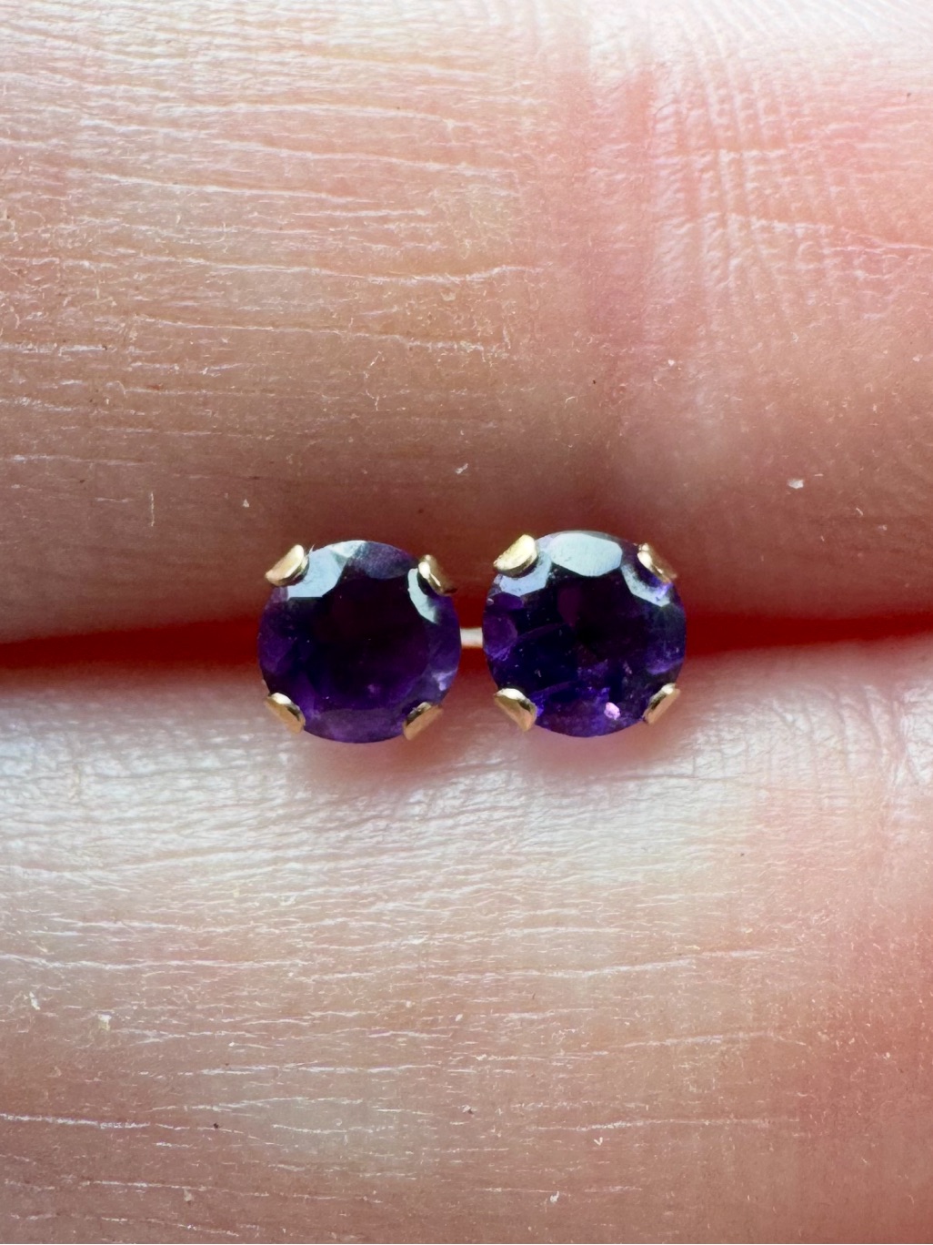Vintage Solid 14k/10k Yellow Gold Genuine Amethyst Stud Earrings- Nice!!